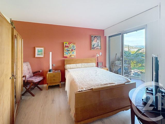 Appartement F3 à vendre - 3 pièces - 62.04 m2 - MANDELIEU LA NAPOULE - 06 - PROVENCE-ALPES-COTE-D-AZUR - Century 21 Azurim