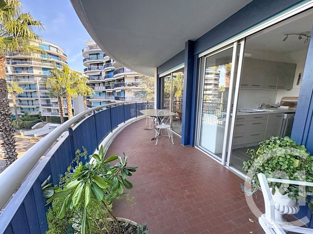 Appartement F3 à vendre - 3 pièces - 62.04 m2 - MANDELIEU LA NAPOULE - 06 - PROVENCE-ALPES-COTE-D-AZUR - Century 21 Azurim