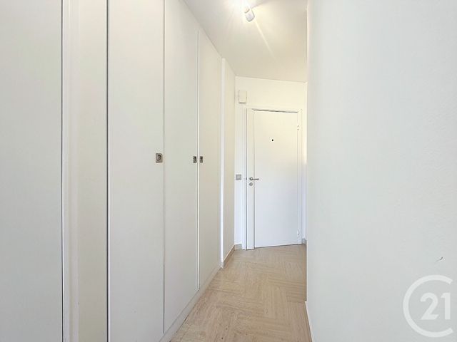 Appartement F1 à vendre - 1 pièce - 28.8 m2 - MANDELIEU LA NAPOULE - 06 - PROVENCE-ALPES-COTE-D-AZUR - Century 21 Azurim