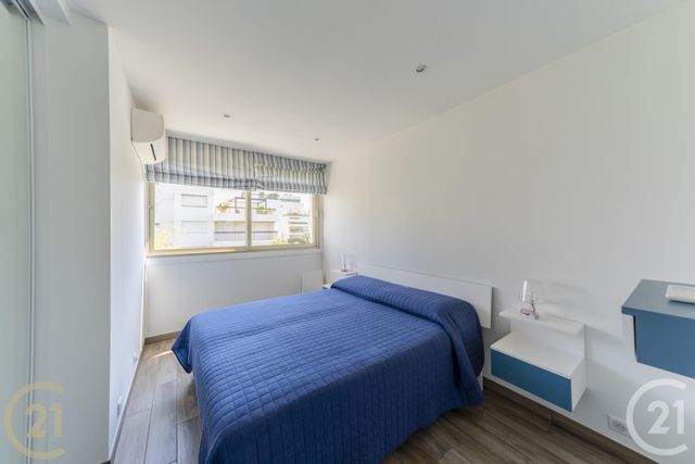 Appartement F3 à vendre - 3 pièces - 64.53 m2 - MANDELIEU LA NAPOULE - 06 - PROVENCE-ALPES-COTE-D-AZUR - Century 21 Azurim