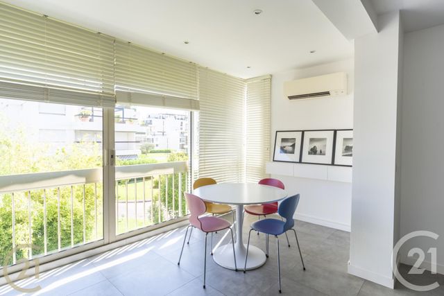 Appartement F3 à vendre - 3 pièces - 64.53 m2 - MANDELIEU LA NAPOULE - 06 - PROVENCE-ALPES-COTE-D-AZUR - Century 21 Azurim