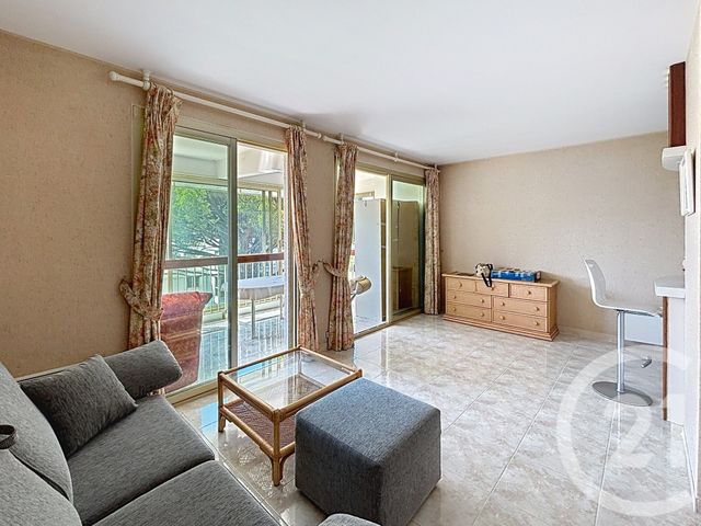 Appartement F1 à vendre - 1 pièce - 32.32 m2 - MANDELIEU LA NAPOULE - 06 - PROVENCE-ALPES-COTE-D-AZUR - Century 21 Azurim