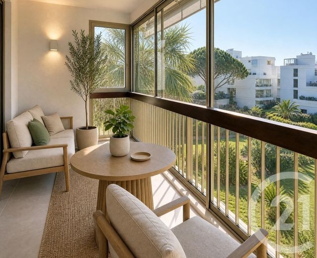 Appartement F1 à vendre MANDELIEU LA NAPOULE