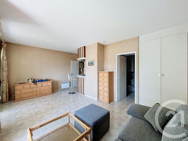 Appartement F1 à vendre - 1 pièce - 32.32 m2 - MANDELIEU LA NAPOULE - 06 - PROVENCE-ALPES-COTE-D-AZUR - Century 21 Azurim