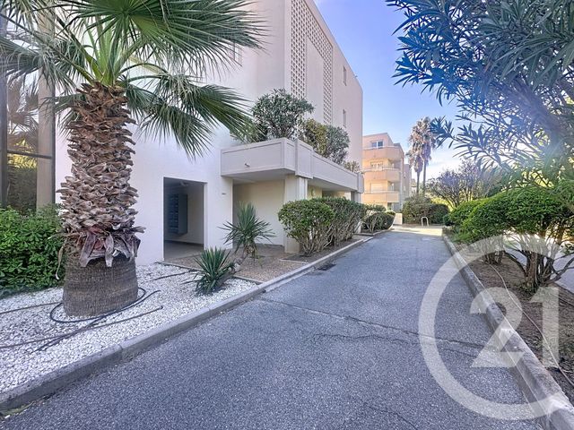 Appartement F3 à vendre - 3 pièces - 40.28 m2 - MANDELIEU LA NAPOULE - 06 - PROVENCE-ALPES-COTE-D-AZUR - Century 21 Azurim