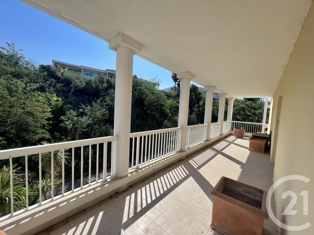 Appartement F4 à vendre - 4 pièces - 108.13 m2 - MANDELIEU LA NAPOULE - 06 - PROVENCE-ALPES-COTE-D-AZUR - Century 21 Azurim