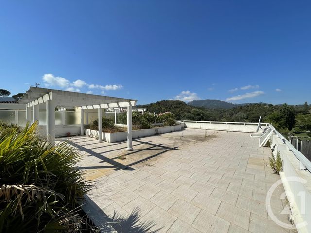 Appartement F4 à vendre - 4 pièces - 108.13 m2 - MANDELIEU LA NAPOULE - 06 - PROVENCE-ALPES-COTE-D-AZUR - Century 21 Azurim