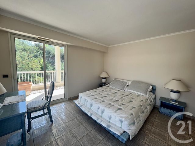 Appartement F4 à vendre - 4 pièces - 108.13 m2 - MANDELIEU LA NAPOULE - 06 - PROVENCE-ALPES-COTE-D-AZUR - Century 21 Azurim