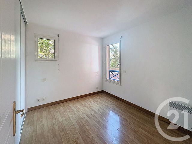 Appartement F3 à vendre - 3 pièces - 82.0 m2 - MANDELIEU LA NAPOULE - 06 - PROVENCE-ALPES-COTE-D-AZUR - Century 21 Azurim