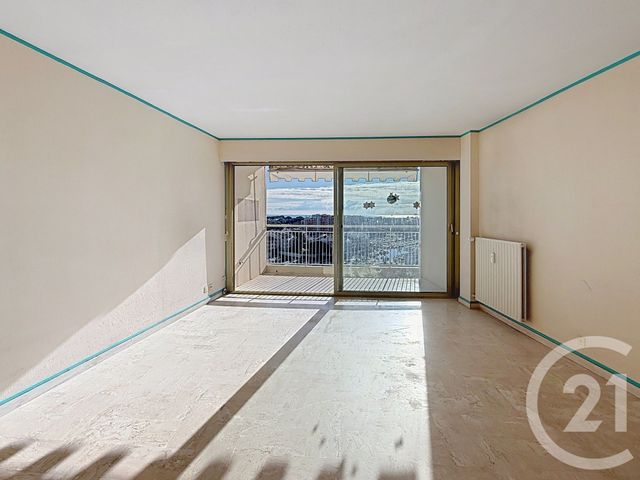 Appartement F2 à vendre - 2 pièces - 58.0 m2 - MANDELIEU LA NAPOULE - 06 - PROVENCE-ALPES-COTE-D-AZUR - Century 21 Azurim