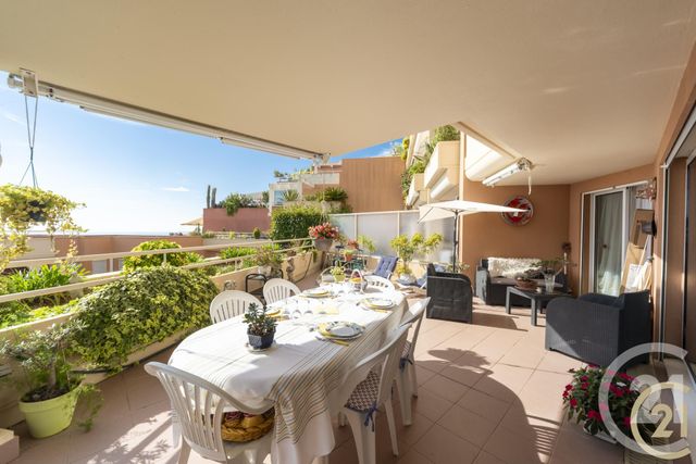 Appartement F2 à vendre - 2 pièces - 61.78 m2 - MANDELIEU LA NAPOULE - 06 - PROVENCE-ALPES-COTE-D-AZUR - Century 21 Azurim