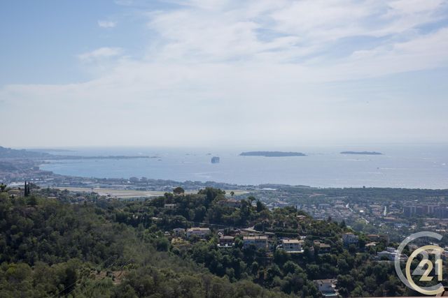 Appartement F2 à vendre - 2 pièces - 61.78 m2 - MANDELIEU LA NAPOULE - 06 - PROVENCE-ALPES-COTE-D-AZUR - Century 21 Azurim