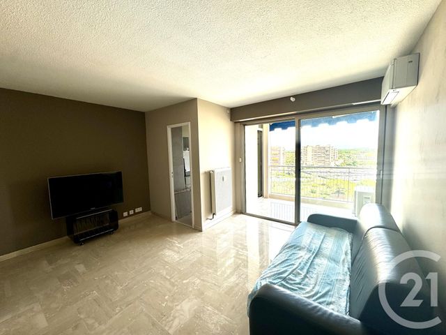 Appartement F1 à vendre - 1 pièce - 28.18 m2 - MANDELIEU LA NAPOULE - 06 - PROVENCE-ALPES-COTE-D-AZUR - Century 21 Azurim