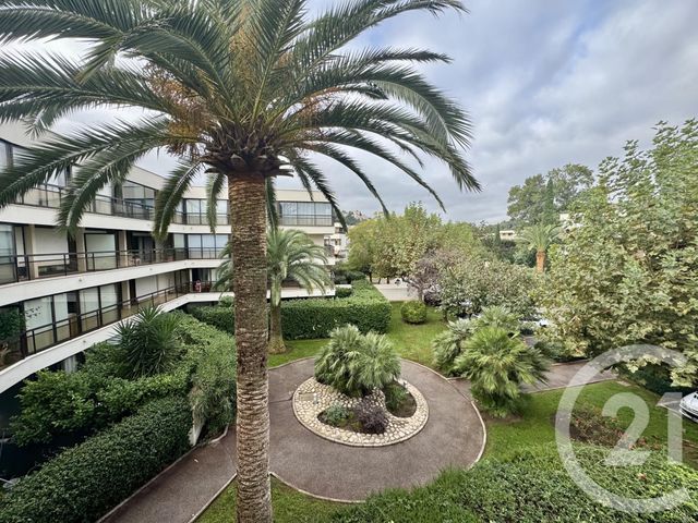 Appartement F2 à vendre - 2 pièces - 41.49 m2 - MANDELIEU LA NAPOULE - 06 - PROVENCE-ALPES-COTE-D-AZUR - Century 21 Azurim