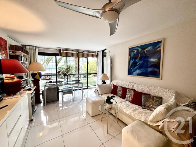 Appartement F2 à vendre - 2 pièces - 41.49 m2 - MANDELIEU LA NAPOULE - 06 - PROVENCE-ALPES-COTE-D-AZUR - Century 21 Azurim
