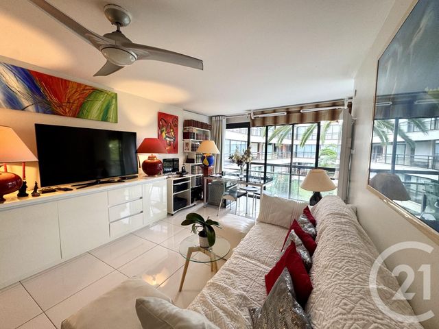 Appartement F2 à vendre - 2 pièces - 41.49 m2 - MANDELIEU LA NAPOULE - 06 - PROVENCE-ALPES-COTE-D-AZUR - Century 21 Azurim