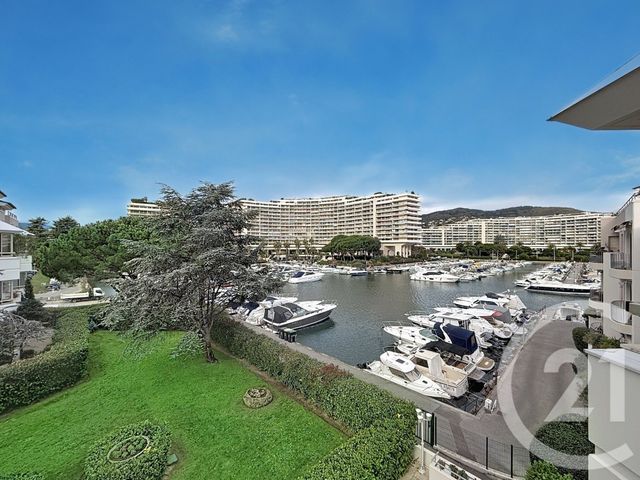 Appartement F2 à vendre - 2 pièces - 48.92 m2 - MANDELIEU LA NAPOULE - 06 - PROVENCE-ALPES-COTE-D-AZUR - Century 21 Azurim