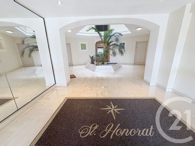 Appartement F2 à vendre - 2 pièces - 48.92 m2 - MANDELIEU LA NAPOULE - 06 - PROVENCE-ALPES-COTE-D-AZUR - Century 21 Azurim