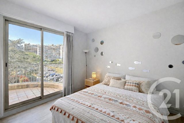 Appartement F2 à vendre - 2 pièces - 48.92 m2 - MANDELIEU LA NAPOULE - 06 - PROVENCE-ALPES-COTE-D-AZUR - Century 21 Azurim