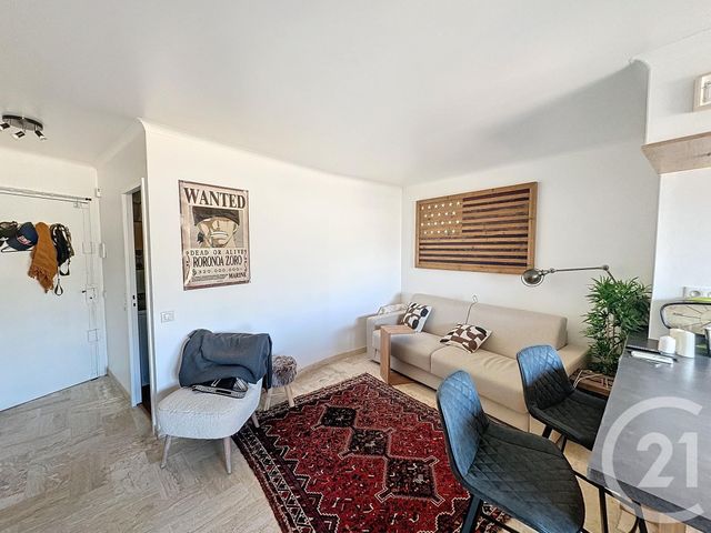 Appartement F1 à vendre - 1 pièce - 27.9 m2 - MANDELIEU LA NAPOULE - 06 - PROVENCE-ALPES-COTE-D-AZUR - Century 21 Azurim