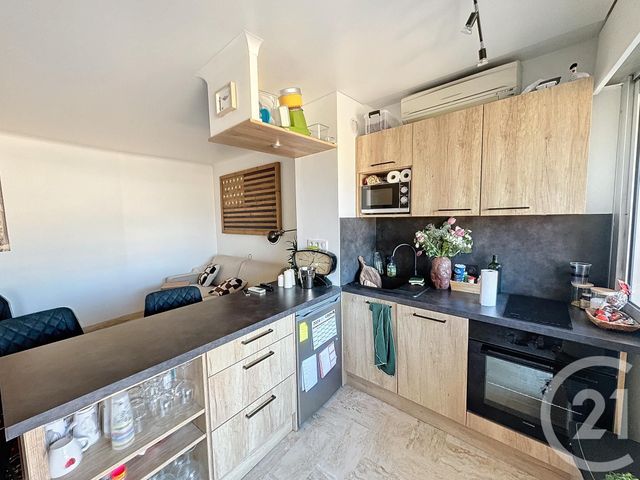 Appartement F1 à vendre - 1 pièce - 27.9 m2 - MANDELIEU LA NAPOULE - 06 - PROVENCE-ALPES-COTE-D-AZUR - Century 21 Azurim