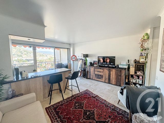 Appartement F1 à vendre - 1 pièce - 27.9 m2 - MANDELIEU LA NAPOULE - 06 - PROVENCE-ALPES-COTE-D-AZUR - Century 21 Azurim