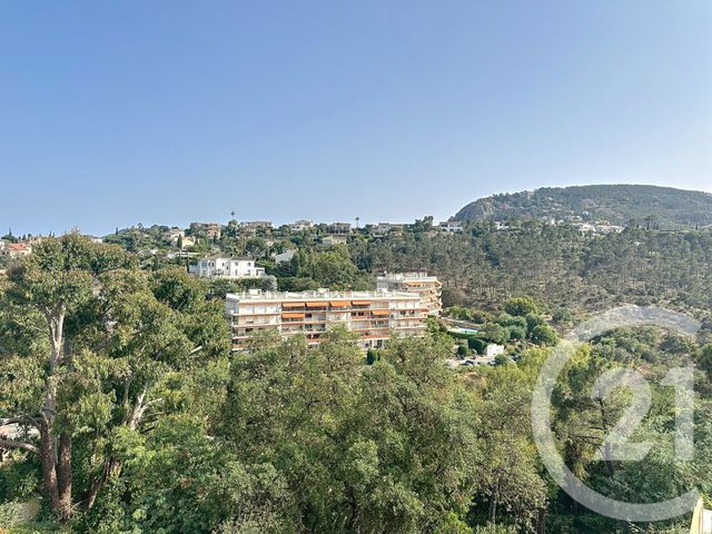 Appartement F5 à vendre - 5 pièces - 122.57 m2 - MANDELIEU LA NAPOULE - 06 - PROVENCE-ALPES-COTE-D-AZUR - Century 21 Azurim