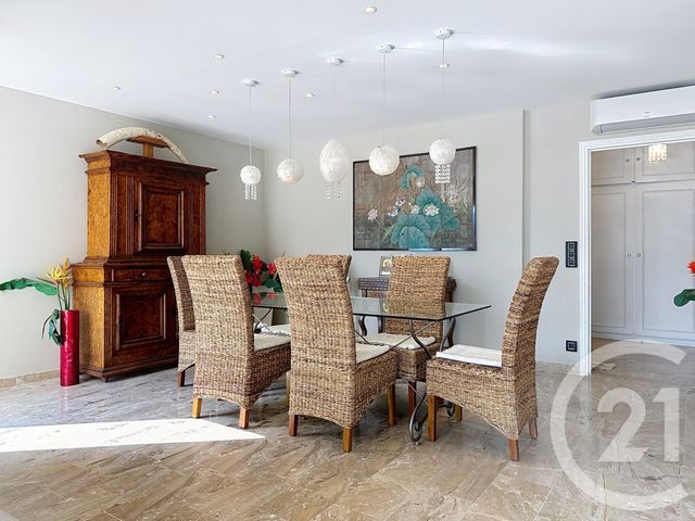 Appartement F5 à vendre - 5 pièces - 122.57 m2 - MANDELIEU LA NAPOULE - 06 - PROVENCE-ALPES-COTE-D-AZUR - Century 21 Azurim