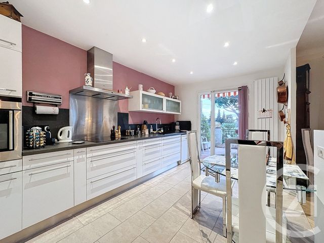 maison à vendre - 7 pièces - 200.0 m2 - MANDELIEU LA NAPOULE - 06 - PROVENCE-ALPES-COTE-D-AZUR - Century 21 Azurim