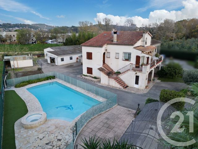 maison à vendre - 7 pièces - 200.0 m2 - MANDELIEU LA NAPOULE - 06 - PROVENCE-ALPES-COTE-D-AZUR - Century 21 Azurim