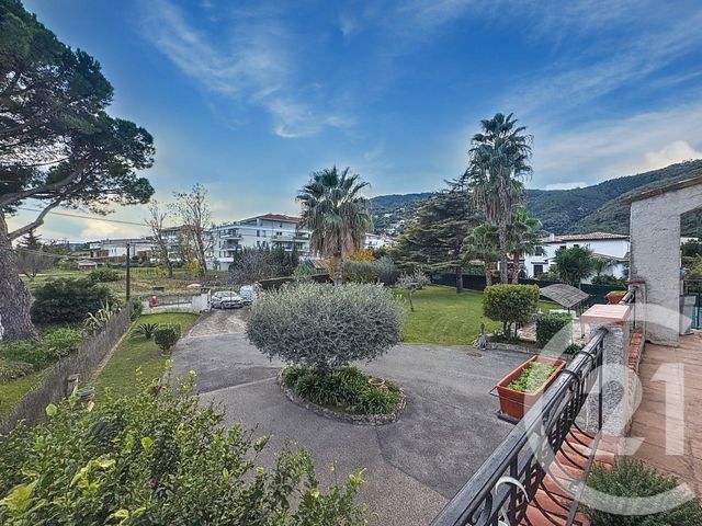 maison à vendre - 7 pièces - 200.0 m2 - MANDELIEU LA NAPOULE - 06 - PROVENCE-ALPES-COTE-D-AZUR - Century 21 Azurim