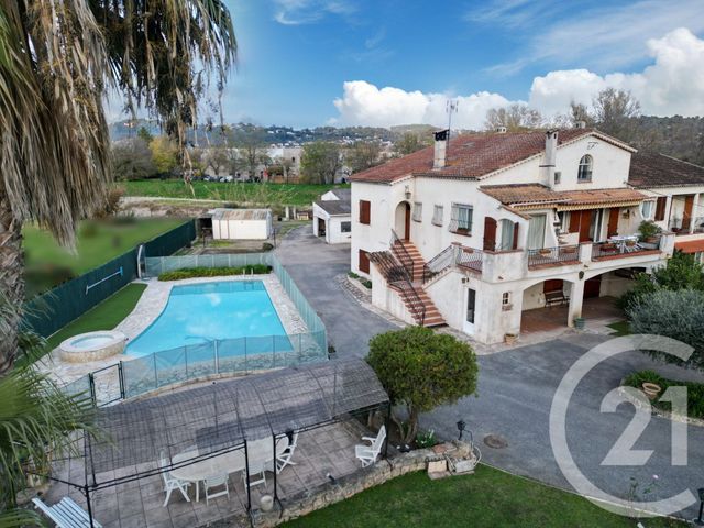 maison à vendre - 7 pièces - 200.0 m2 - MANDELIEU LA NAPOULE - 06 - PROVENCE-ALPES-COTE-D-AZUR - Century 21 Azurim