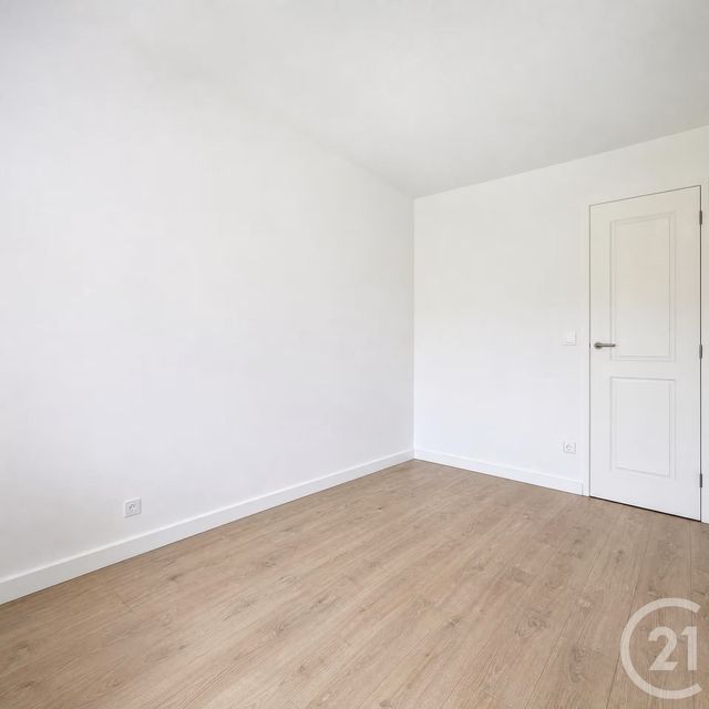 Appartement F3 à vendre - 3 pièces - 69.0 m2 - MANDELIEU LA NAPOULE - 06 - PROVENCE-ALPES-COTE-D-AZUR - Century 21 Azurim
