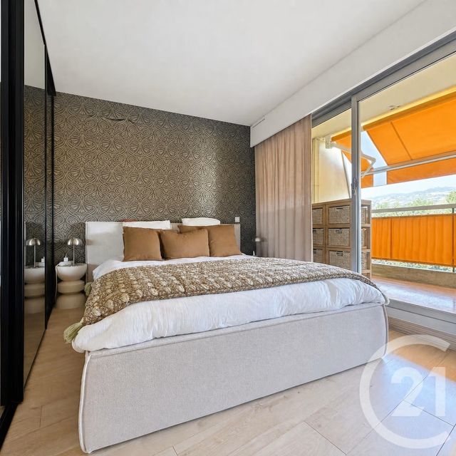 Appartement F3 à vendre - 3 pièces - 69.0 m2 - MANDELIEU LA NAPOULE - 06 - PROVENCE-ALPES-COTE-D-AZUR - Century 21 Azurim