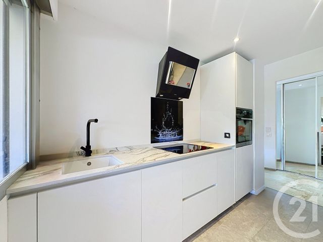 Appartement F3 à vendre - 3 pièces - 69.0 m2 - MANDELIEU LA NAPOULE - 06 - PROVENCE-ALPES-COTE-D-AZUR - Century 21 Azurim