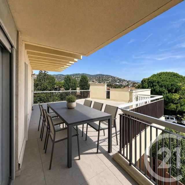 Appartement F3 à vendre - 3 pièces - 69.0 m2 - MANDELIEU LA NAPOULE - 06 - PROVENCE-ALPES-COTE-D-AZUR - Century 21 Azurim