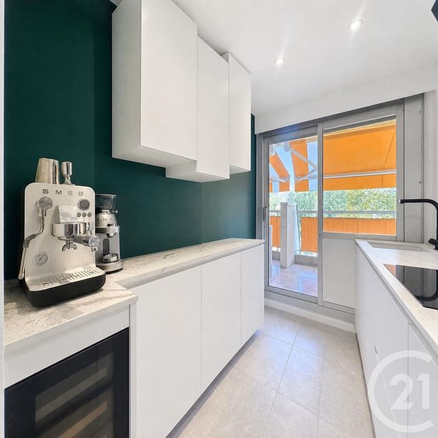Appartement F3 à vendre - 3 pièces - 69.0 m2 - MANDELIEU LA NAPOULE - 06 - PROVENCE-ALPES-COTE-D-AZUR - Century 21 Azurim