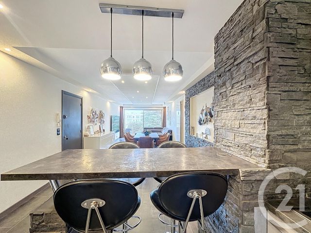 Appartement F3 à vendre - 3 pièces - 68.66 m2 - MANDELIEU LA NAPOULE - 06 - PROVENCE-ALPES-COTE-D-AZUR - Century 21 Azurim