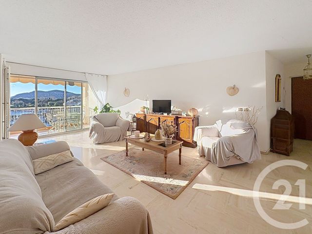 Appartement F4 à vendre - 4 pièces - 110.0 m2 - MANDELIEU LA NAPOULE - 06 - PROVENCE-ALPES-COTE-D-AZUR - Century 21 Azurim