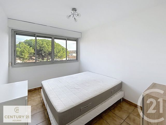 Appartement F4 à vendre - 4 pièces - 85.83 m2 - LE CANNET - 06 - PROVENCE-ALPES-COTE-D-AZUR - Century 21 Azurim