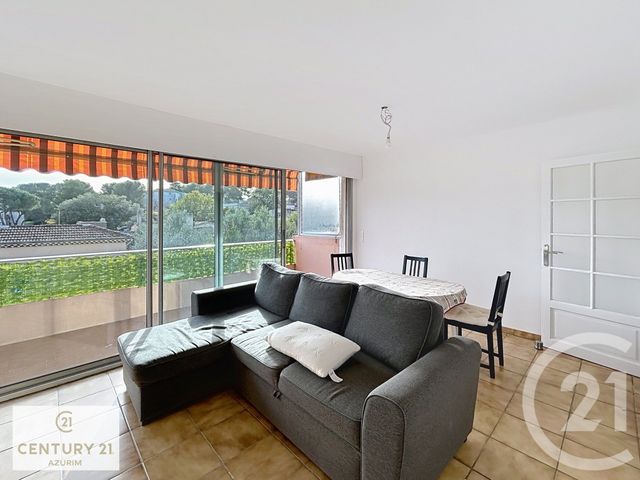 Appartement F4 à vendre - 4 pièces - 85.83 m2 - LE CANNET - 06 - PROVENCE-ALPES-COTE-D-AZUR - Century 21 Azurim