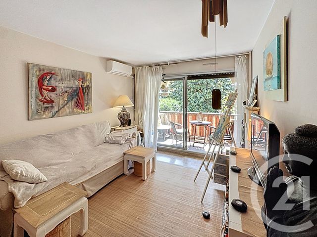 Appartement F1 à vendre - 1 pièce - 41.9 m2 - MANDELIEU LA NAPOULE - 06 - PROVENCE-ALPES-COTE-D-AZUR - Century 21 Azurim