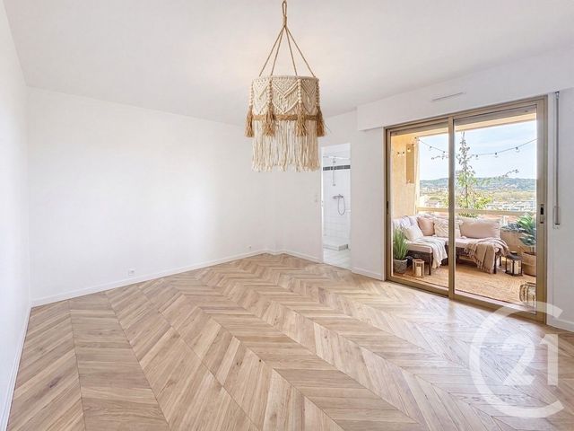 Appartement F4 à vendre - 4 pièces - 103.86 m2 - MANDELIEU LA NAPOULE - 06 - PROVENCE-ALPES-COTE-D-AZUR - Century 21 Azurim