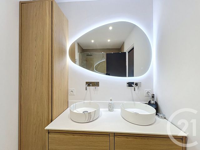 Appartement F3 à vendre - 3 pièces - 72.18 m2 - MANDELIEU LA NAPOULE - 06 - PROVENCE-ALPES-COTE-D-AZUR - Century 21 Azurim