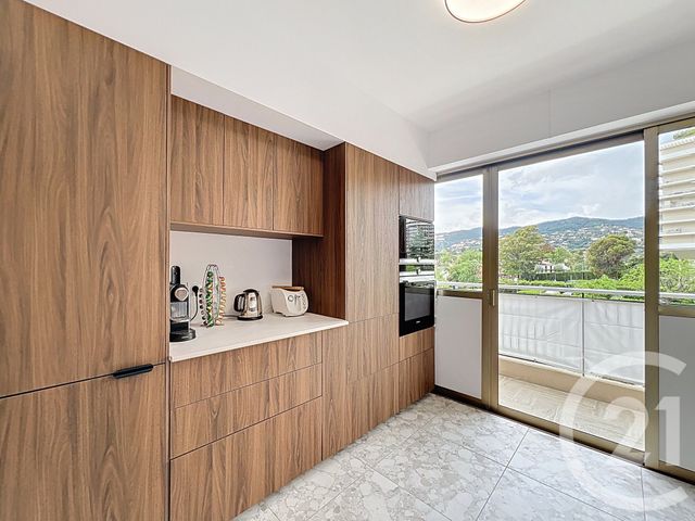 Appartement F3 à vendre - 3 pièces - 72.18 m2 - MANDELIEU LA NAPOULE - 06 - PROVENCE-ALPES-COTE-D-AZUR - Century 21 Azurim