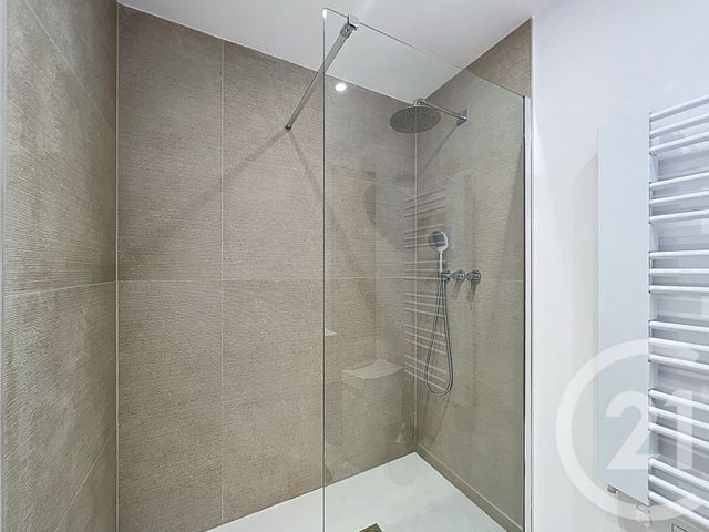 Appartement F3 à vendre - 3 pièces - 72.18 m2 - MANDELIEU LA NAPOULE - 06 - PROVENCE-ALPES-COTE-D-AZUR - Century 21 Azurim