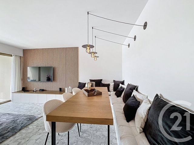 Appartement F3 à vendre - 3 pièces - 72.18 m2 - MANDELIEU LA NAPOULE - 06 - PROVENCE-ALPES-COTE-D-AZUR - Century 21 Azurim