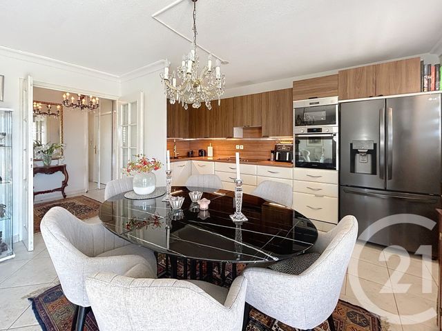 Appartement F3 à vendre - 3 pièces - 70.25 m2 - MANDELIEU LA NAPOULE - 06 - PROVENCE-ALPES-COTE-D-AZUR - Century 21 Azurim