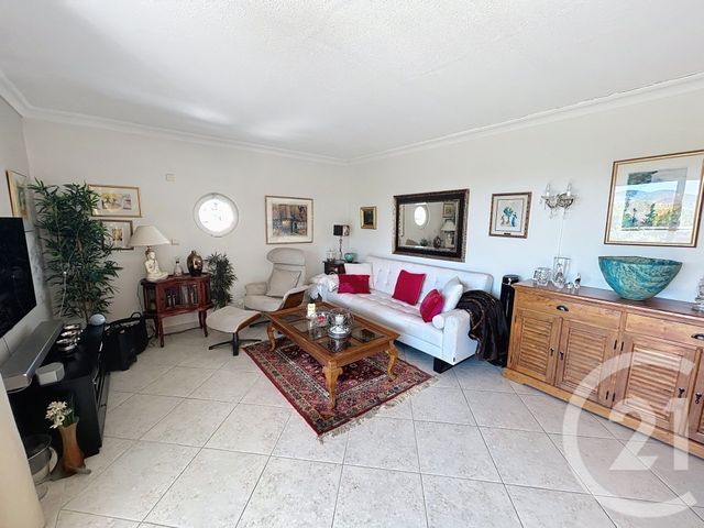 Appartement F3 à vendre - 3 pièces - 70.25 m2 - MANDELIEU LA NAPOULE - 06 - PROVENCE-ALPES-COTE-D-AZUR - Century 21 Azurim