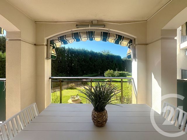 Appartement F3 à vendre - 3 pièces - 87.97 m2 - MANDELIEU LA NAPOULE - 06 - PROVENCE-ALPES-COTE-D-AZUR - Century 21 Azurim